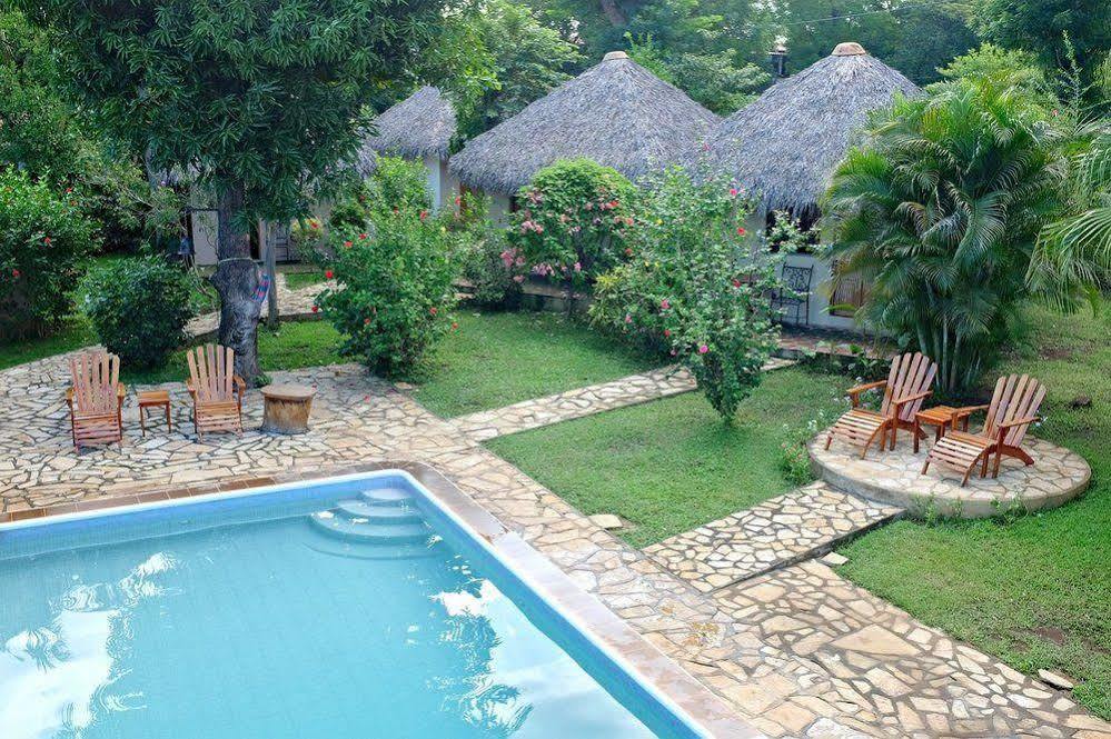 Hotel Mariposa Leon Exterior photo